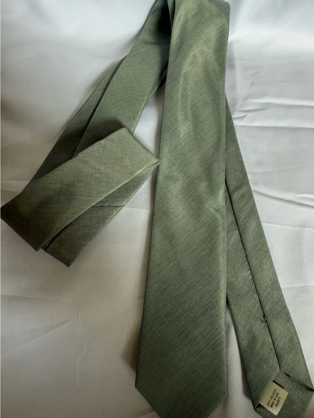 BBB 100% Silk Classic Solid Olive Green Men's Tie 50 x 2